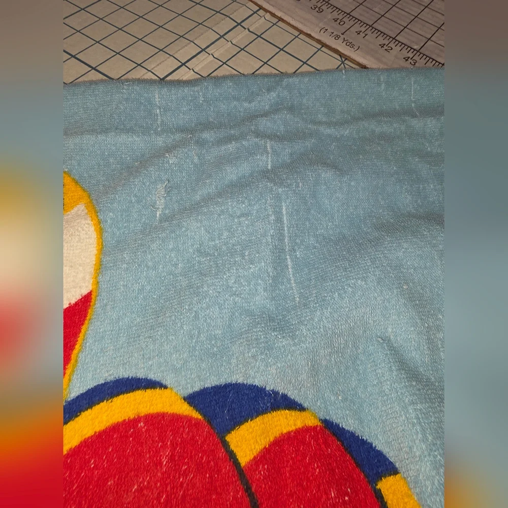Kel-Tex Beach Pool Towel with Air‎ Balloon Design 52x62 Oversized, Preloved
